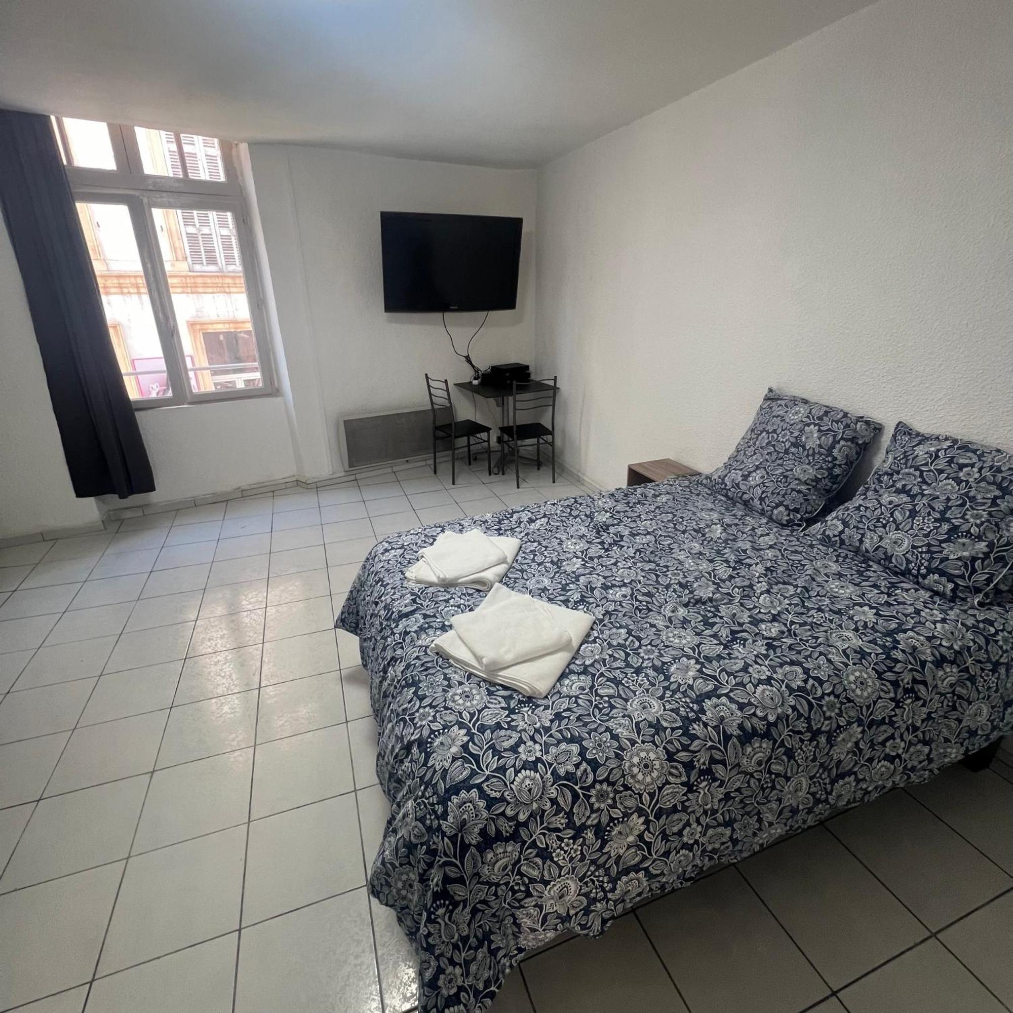 Studio Tapisvert St Charles Canebiere Vieux Port Marsilia Exterior foto